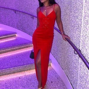 ❤️ Sexy Red Cache Dress with Rhinestone Details Size 2 ankle-length